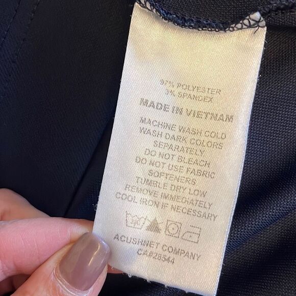 Titleist Foot Joy Polo Golf Shirt. Size Medium. Navy - Picture 6 of 8